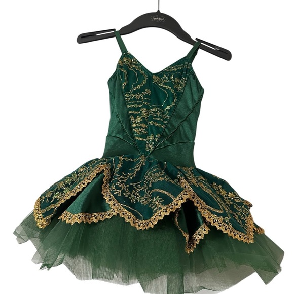 Revolution Dance wear Size MC - Picture 1 of 7